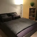 Kleine Wohnung im Grünen